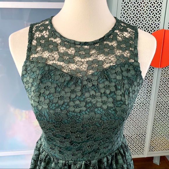 NWOT Altar’d State Daisy Green Lace Dress - Picture 3 of 7